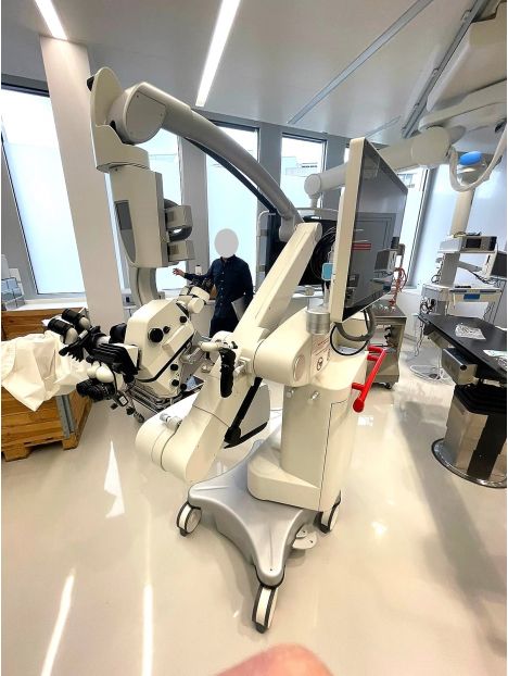 Leica M530 OHX Surgical Microscope