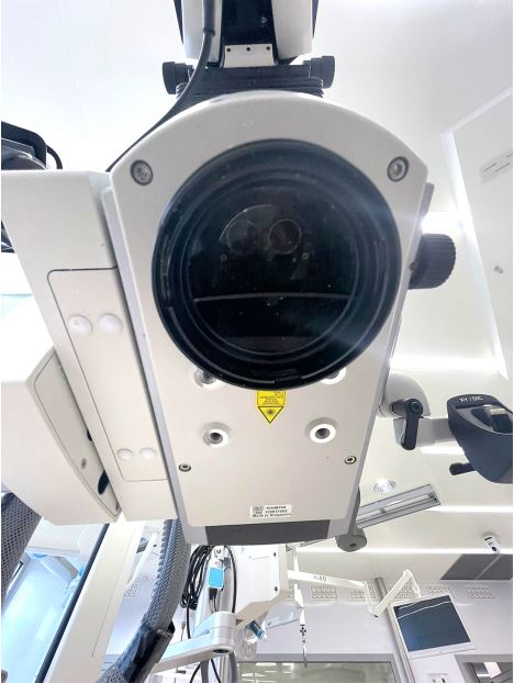 Leica M530 OHX Surgical Microscope