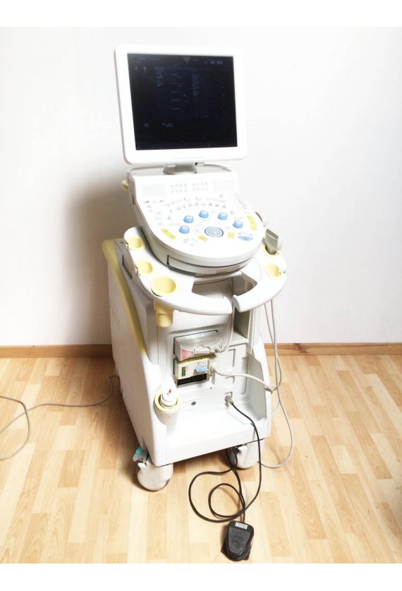 Echographe Hitachi Hi Vision Avius