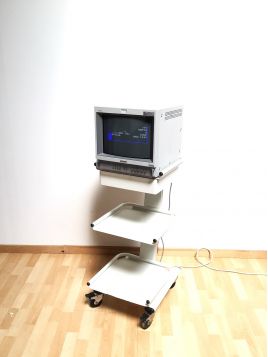 Sony Trinitron PVM-14L2MD video color Monitor