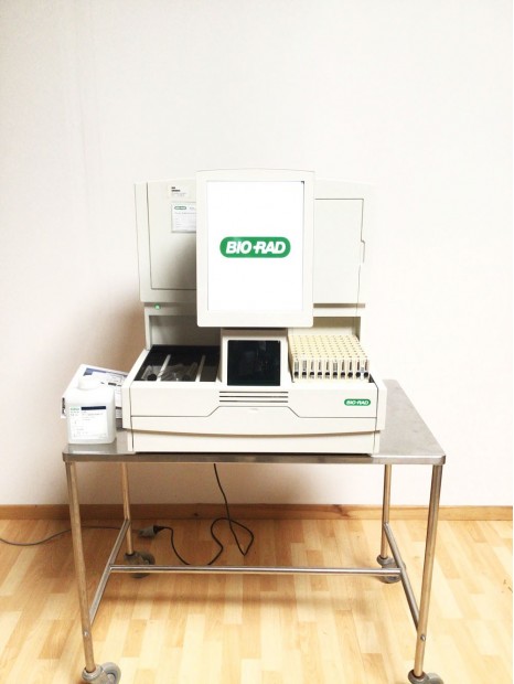 Bio-Rad D-100 Hemoglobin Testing System