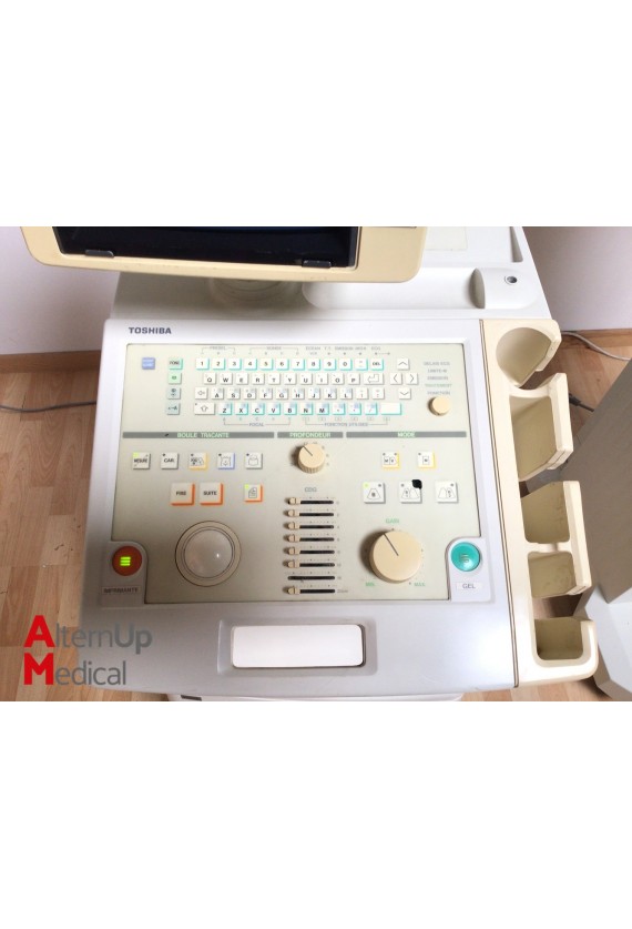 Echographe Toshiba avec Générateur de Dialyse Fresenius