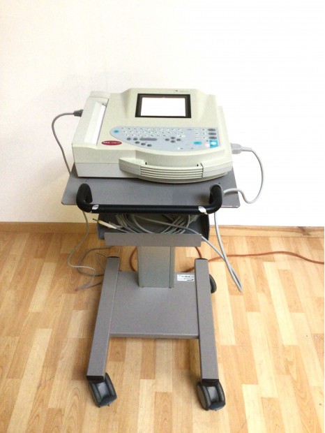 GE MAC 1200ST Electrocardiograph