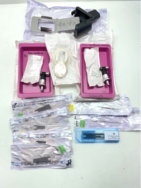 Lot d'Outils Synthes pour Arthroscopie
