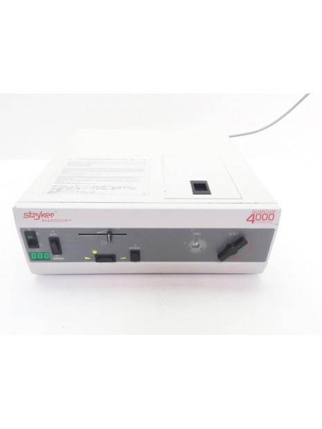 Stryker Quantum 4000 Light Source