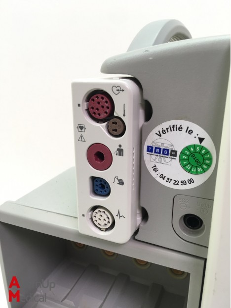 Philips Intellivue MP50 Vital Signs Monitor