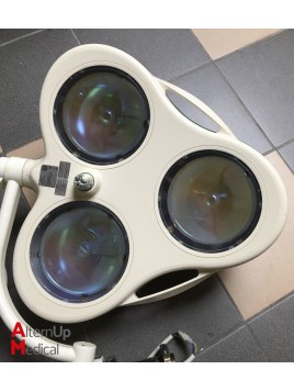 Eclairage Operatoire ALM ECL 152 et Dr Mach M3