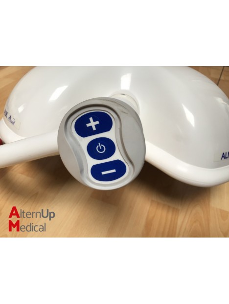 Lot de 2 Scialytiques ALM Axcel et X'Ten