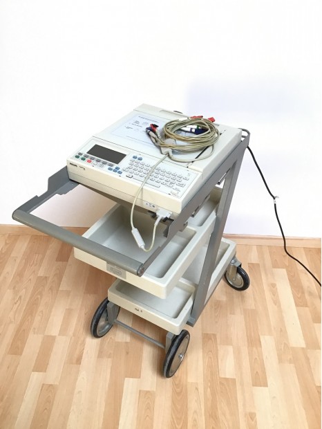 Philips M1771A ECG on trolley